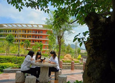 德阳孝泉幼师学校