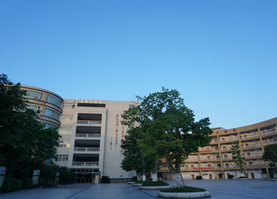 天府新区航空旅游职业学院