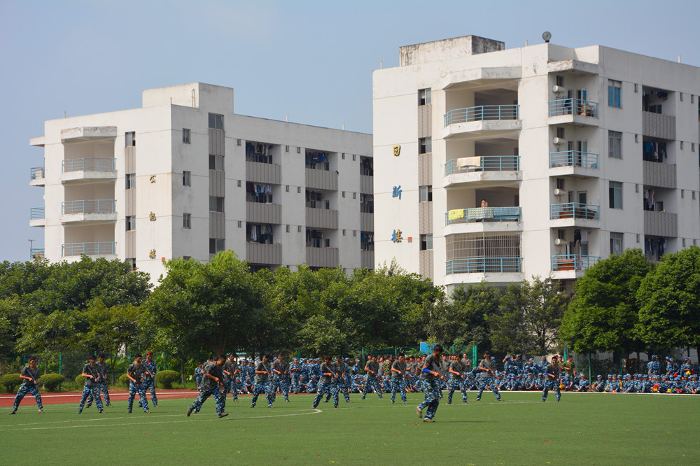 四川现代职业学院